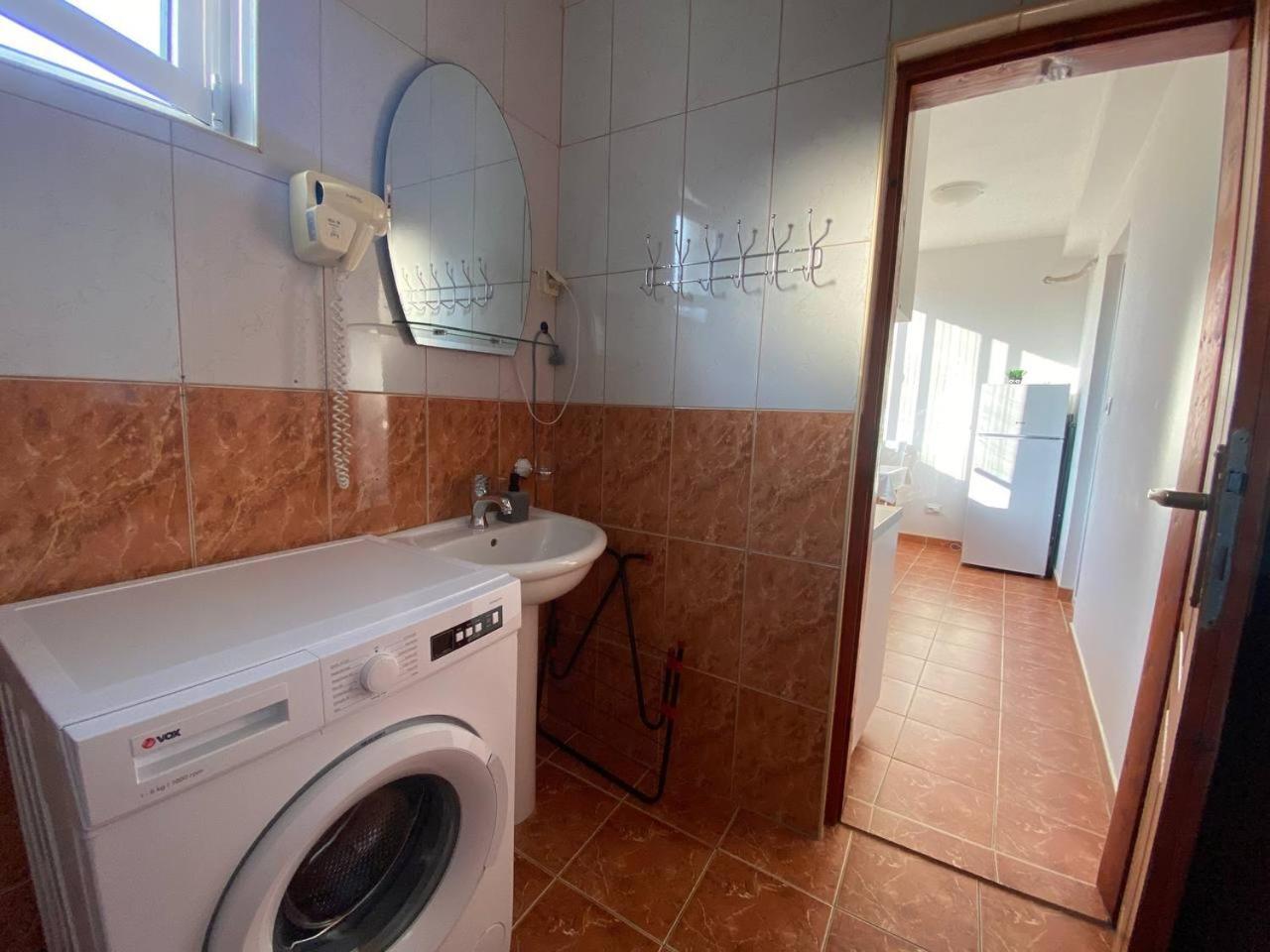 Alina'S Apartment Бечичі Екстер'єр фото